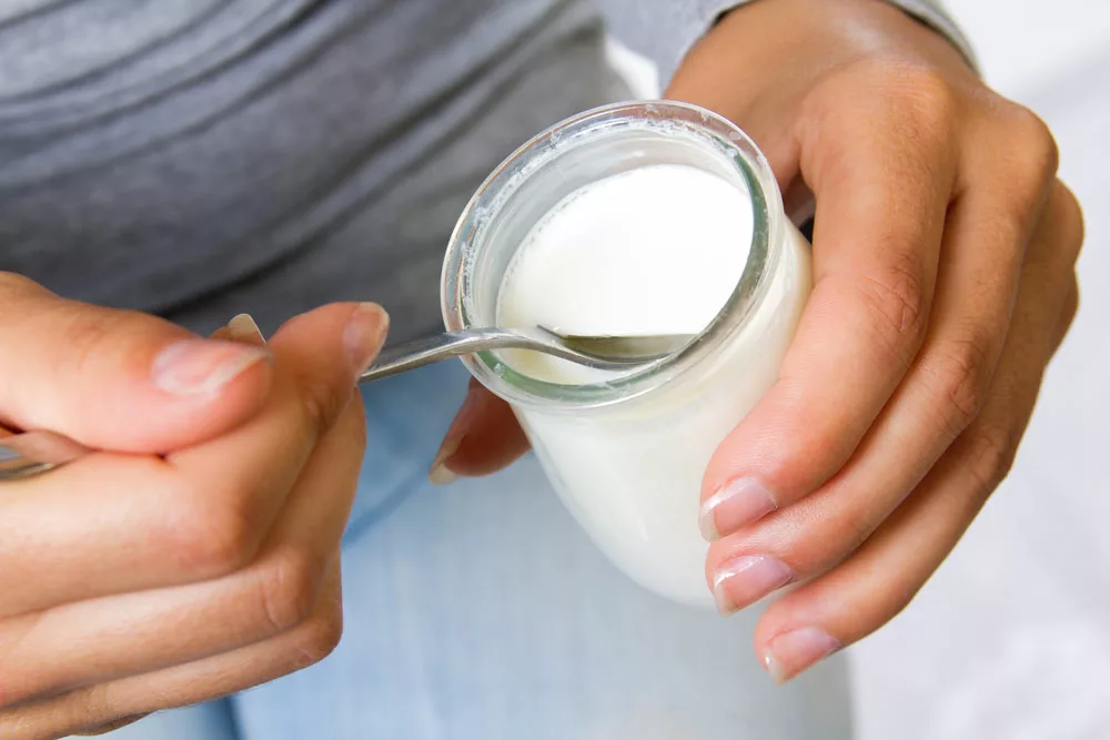 El yogur es un remedio rápido para tener el abdomen plano